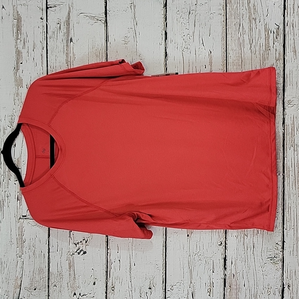🆕️ dip Moisture Wicking Tshirt